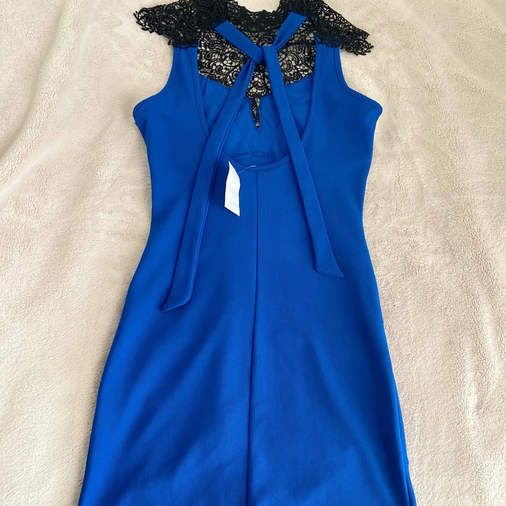Deb Bodycon Dress - Picture 2 of 5